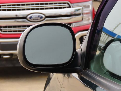 Used 2002 Ford F150 XLT image 12