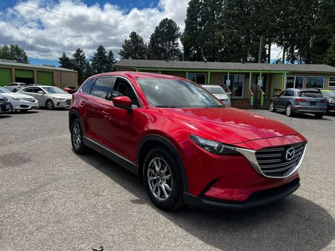 Used 2017 MAZDA CX-9 Touring FWD image 1