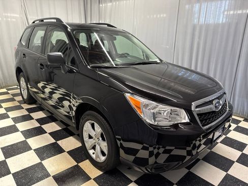 Used 2015 Subaru Forester 2.5i w/ Alloy Wheel Package AWD/4WD image 3