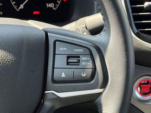 Certified 2025 Honda Ridgeline RTL image 17