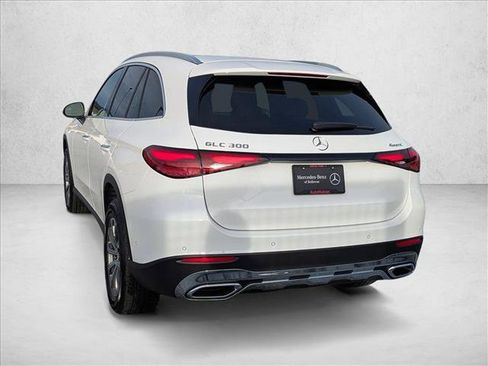 Used 2026 Mercedes-Benz GLC 300 4MATIC image 8