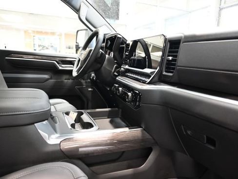 New 2026 Chevrolet Silverado 2500 LTZ w/ LTZ Premium Package image 16