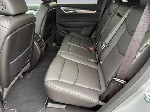 New 2025 Cadillac XT5 Luxury image 13