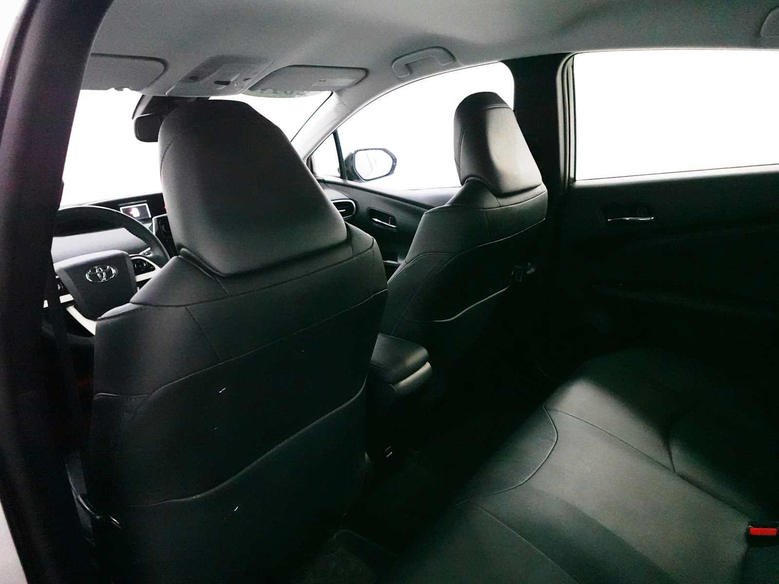 Used 2017 Toyota Prius Four FWD image 27