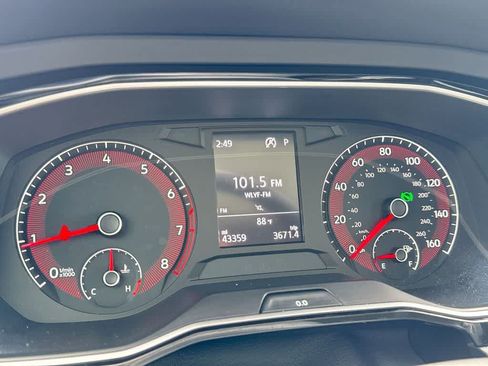 Used 2019 Volkswagen Jetta SE FWD image 16