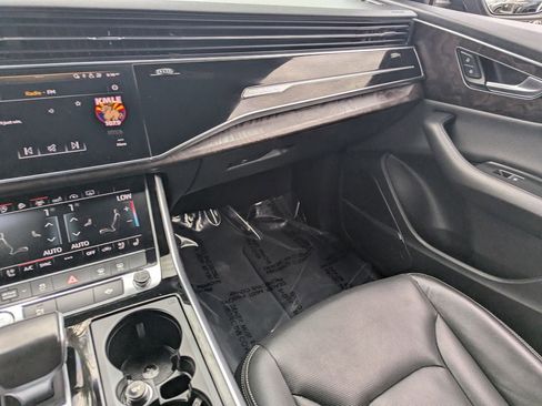 Used 2019 Audi Q8 Premium Plus AWD/4WD image 19