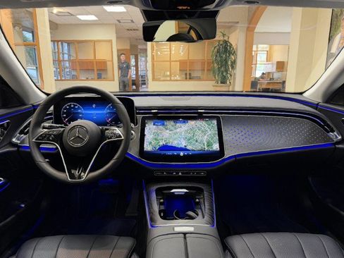 Certified 2025 Mercedes-Benz E 350 Sedan image 9