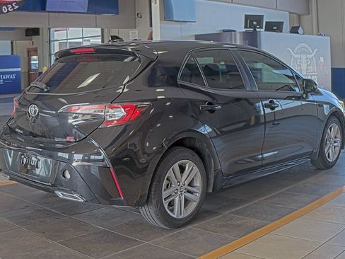 Used 2020 Toyota Corolla SE w/ SE Preferred Package FWD image 4