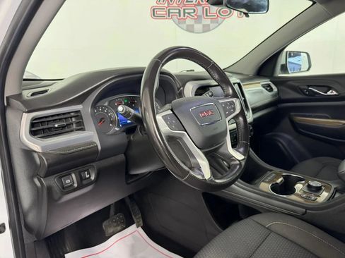 Used 2020 GMC Acadia SLE w/ Driver Convenience Package AWD/4WD image 10