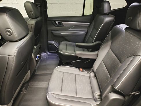 New 2026 Buick Enclave Sport Touring w/ Power Package image 28