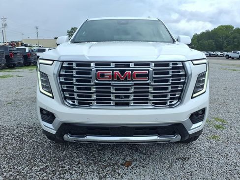 New 2026 GMC Yukon Denali w/ LPO, Floor Liner Package AWD/4WD image 2