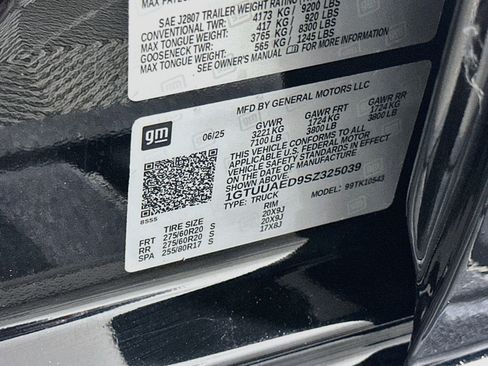 Used 2025 GMC Sierra 1500 Pro w/ Graphite Edition AWD/4WD image 12