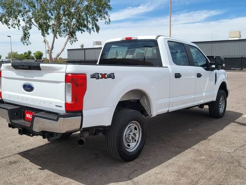 Used 2018 Ford F250 XL w/ Power Equipment Group AWD/4WD image 9