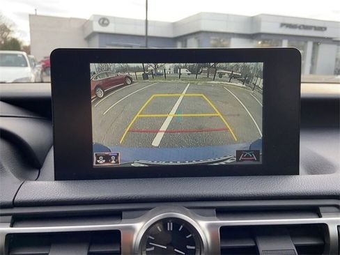 Certified 2022 Lexus IS 350 F Sport image 20