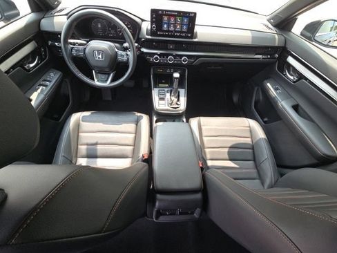 Used 2025 Honda CR-V Sport Touring image 13