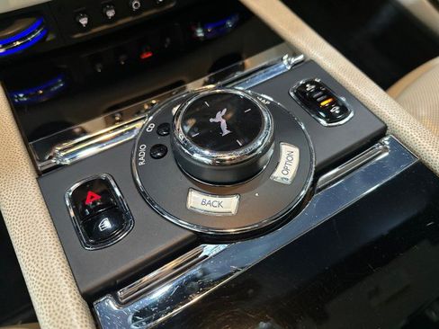 Used 2015 Rolls-Royce Wraith RWD image 66