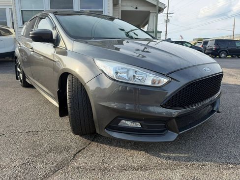 Used 2018 Ford Focus ST FWD image 21