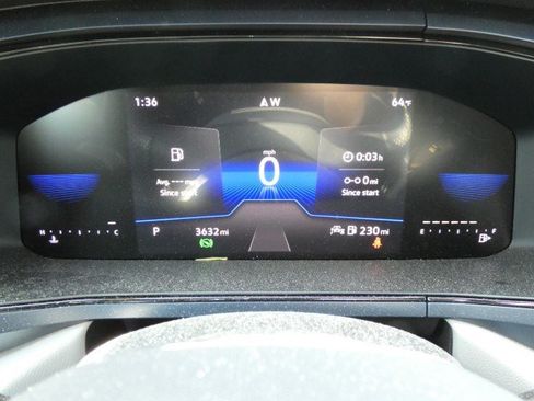 Used 2024 Volkswagen Taos SE FWD image 31