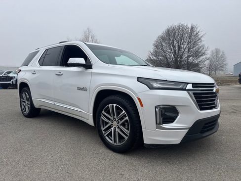 Used 2023 Chevrolet Traverse High Country w/ LPO, Floor Liner Package image 9