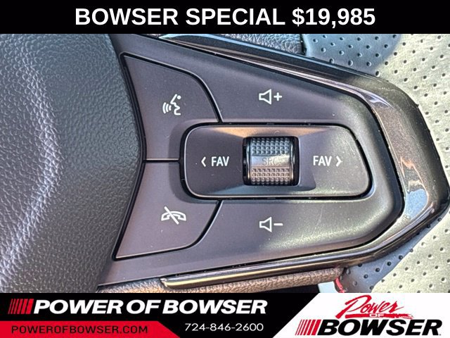 Certified 2024 Chevrolet Trax RS FWD image 18
