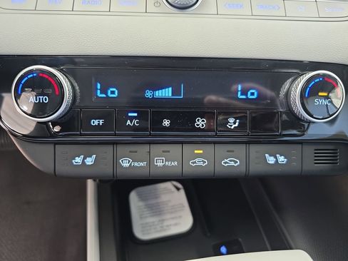 New 2026 Hyundai Elantra Limited FWD image 21