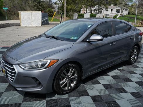 Used 2018 Hyundai Elantra SEL image 12