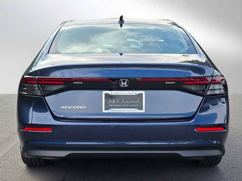 New 2025 Honda Accord SE image 4