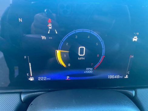 Used 2025 Chevrolet TrailBlazer LT image 40