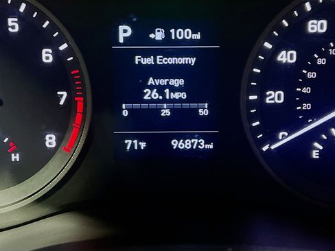 Used 2021 Hyundai Tucson Sport FWD image 8
