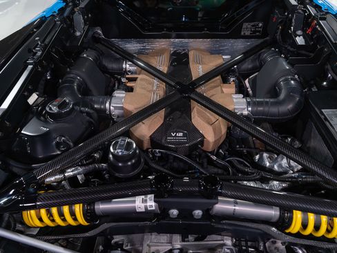 Used 2021 Lamborghini Aventador SVJ image 51