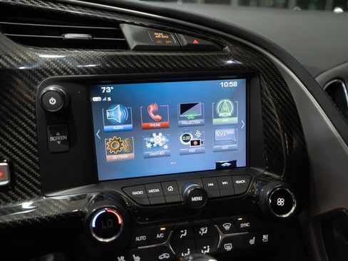 Used 2019 Chevrolet Corvette ZR1 RWD image 19