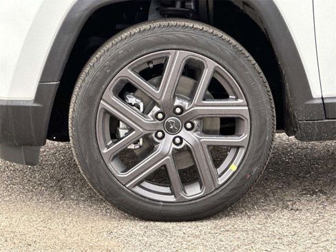 New 2026 Jeep Compass Limited image 8