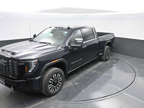 New 2025 GMC Sierra 3500 Denali Ultimate image 27