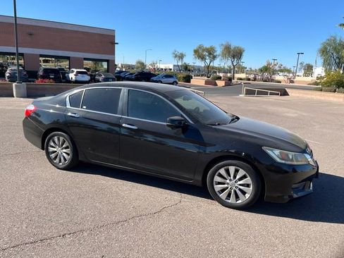 Used 2015 Honda Accord EX image 6