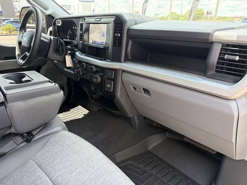 Used 2025 Ford F250 XL w/ STX Appearance Package AWD/4WD image 15