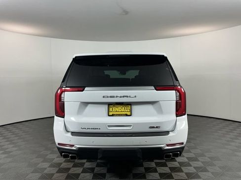 Used 2026 GMC Yukon Denali w/ Denali Reserve Package AWD/4WD image 5