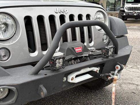 Used 2017 Jeep Wrangler Unlimited Sport w/ Quick Order Package 24S AWD/4WD image 25