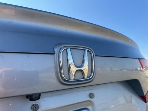 Used 2018 Honda Accord LX image 6