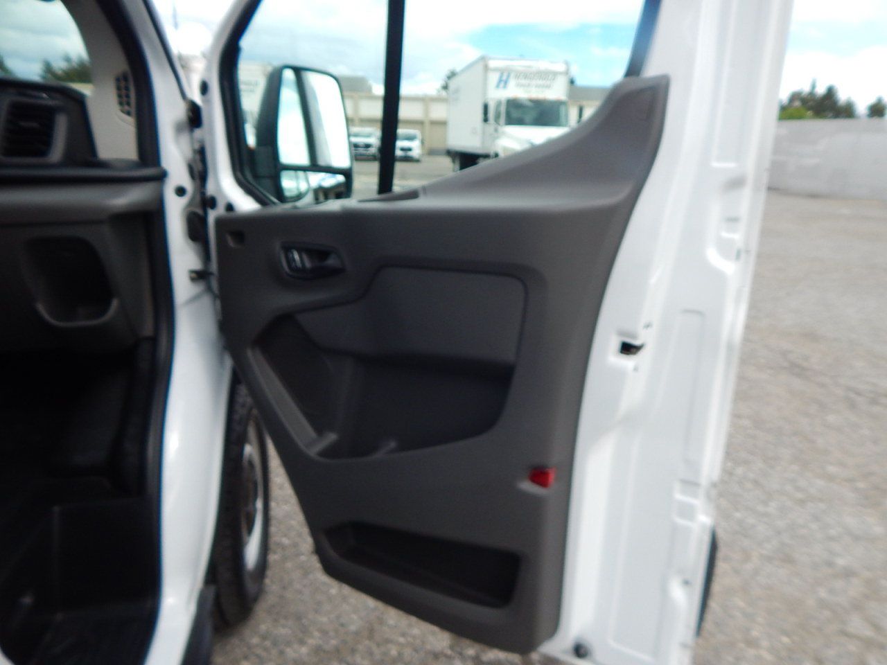 Used 2022 Ford Transit 250 Low Roof RWD image 14