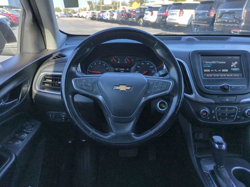 Used 2018 Chevrolet Equinox LT image 14