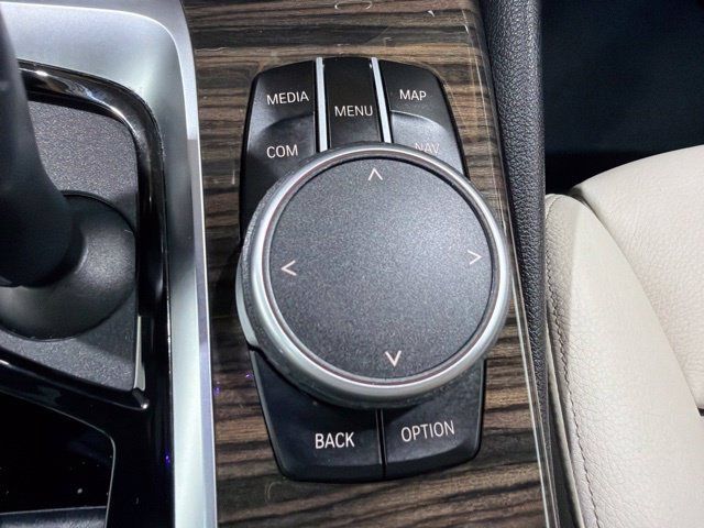 Used 2021 BMW 530i xDrive w/ Convenience Package AWD/4WD image 47