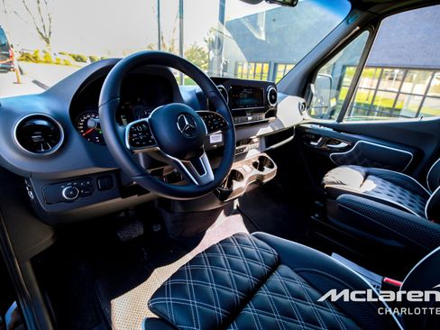 New 2024 Mercedes-Benz Sprinter 3500 image 12