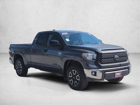 Used 2020 Toyota Tundra SR5 w/ SR5 Upgrade Package AWD/4WD image 3