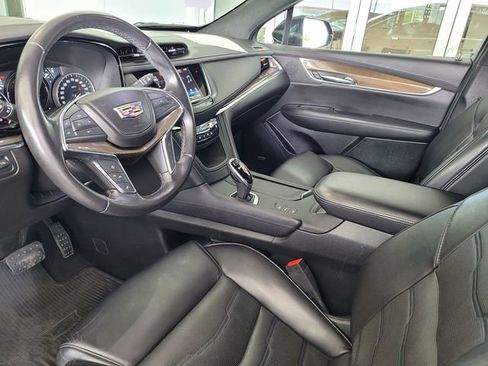Used 2019 Cadillac XT5 Platinum AWD/4WD image 10