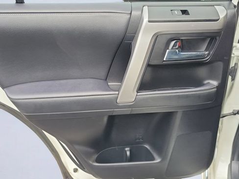 Used 2022 Toyota 4Runner Limited RWD image 9