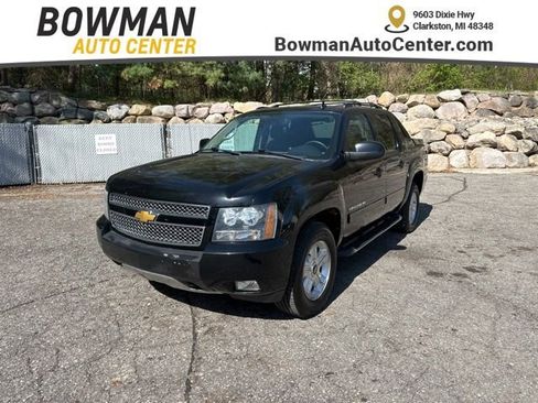 Used 2012 Chevrolet Avalanche LT w/ Suspension Package, Off-Road AWD/4WD image 1