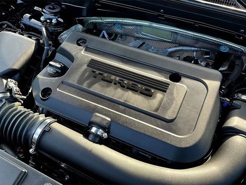 Used 2023 Buick Envision Essence image 34