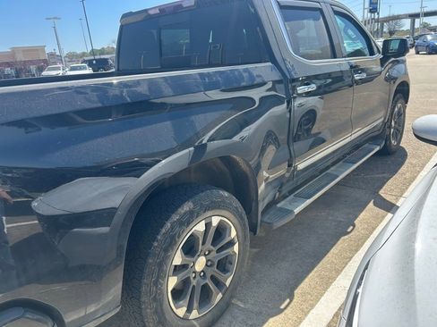 Used 2023 Chevrolet Silverado 1500 High Country w/ Technology Package image 4