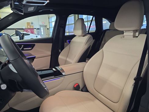 New 2026 Mercedes-Benz GLC 300 image 16