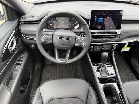 New 2026 Jeep Compass Latitude AWD/4WD image 27